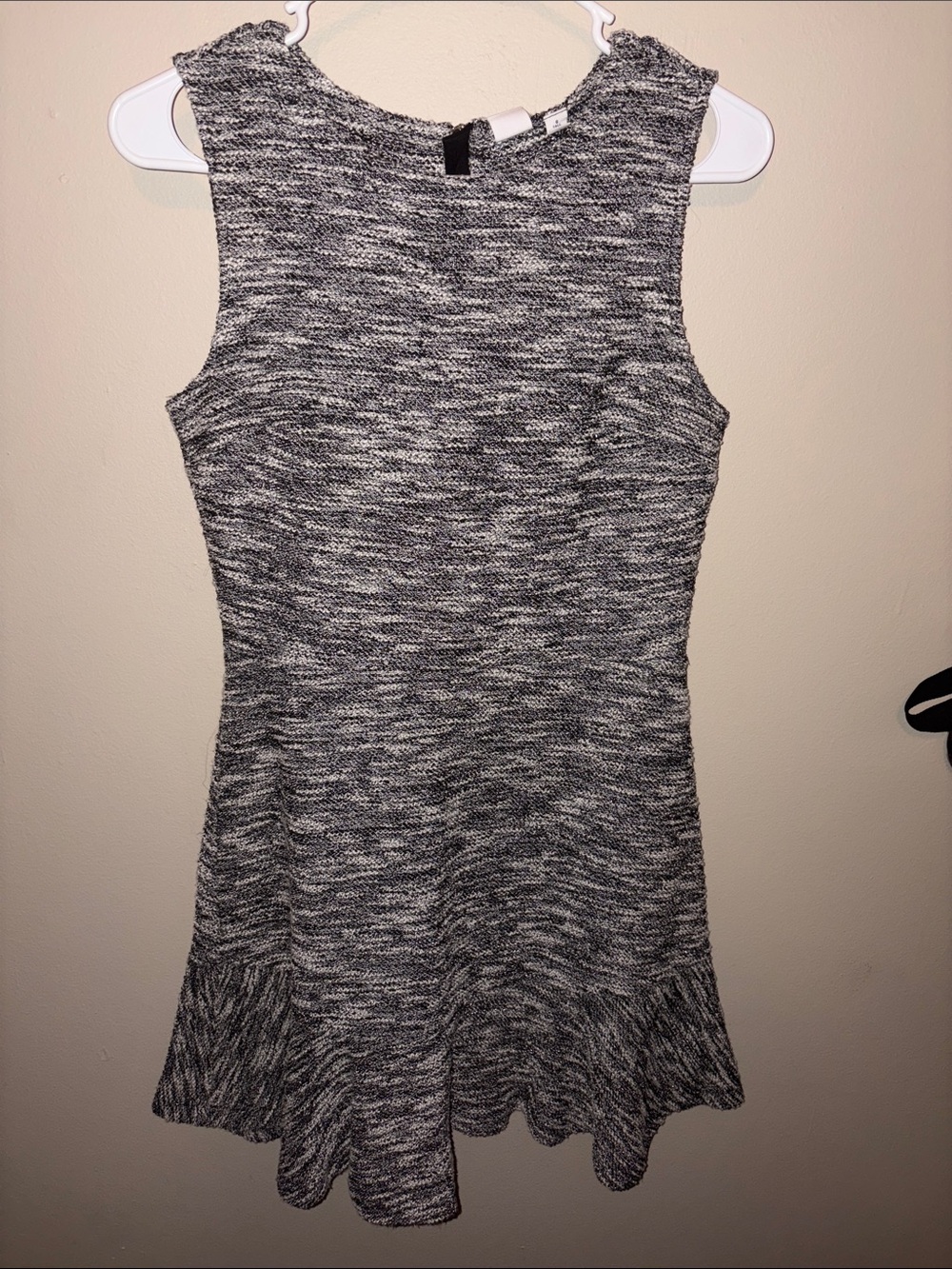 GAP Black & White Sleeveless Knit Mini Dress
